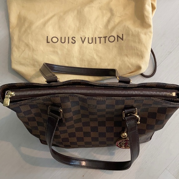 SOLD- Louis Vuitton Damier ebene cabas piano - Picture 9 of 16